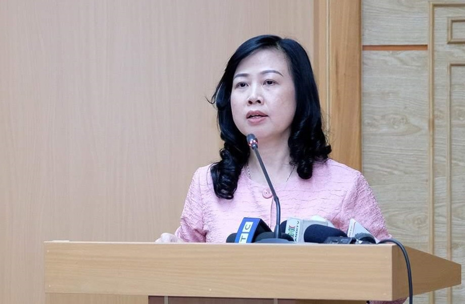Quyền Bộ trưởng Bộ Y tế Đào Hồng Lan phát biểu tại Hội nghị
