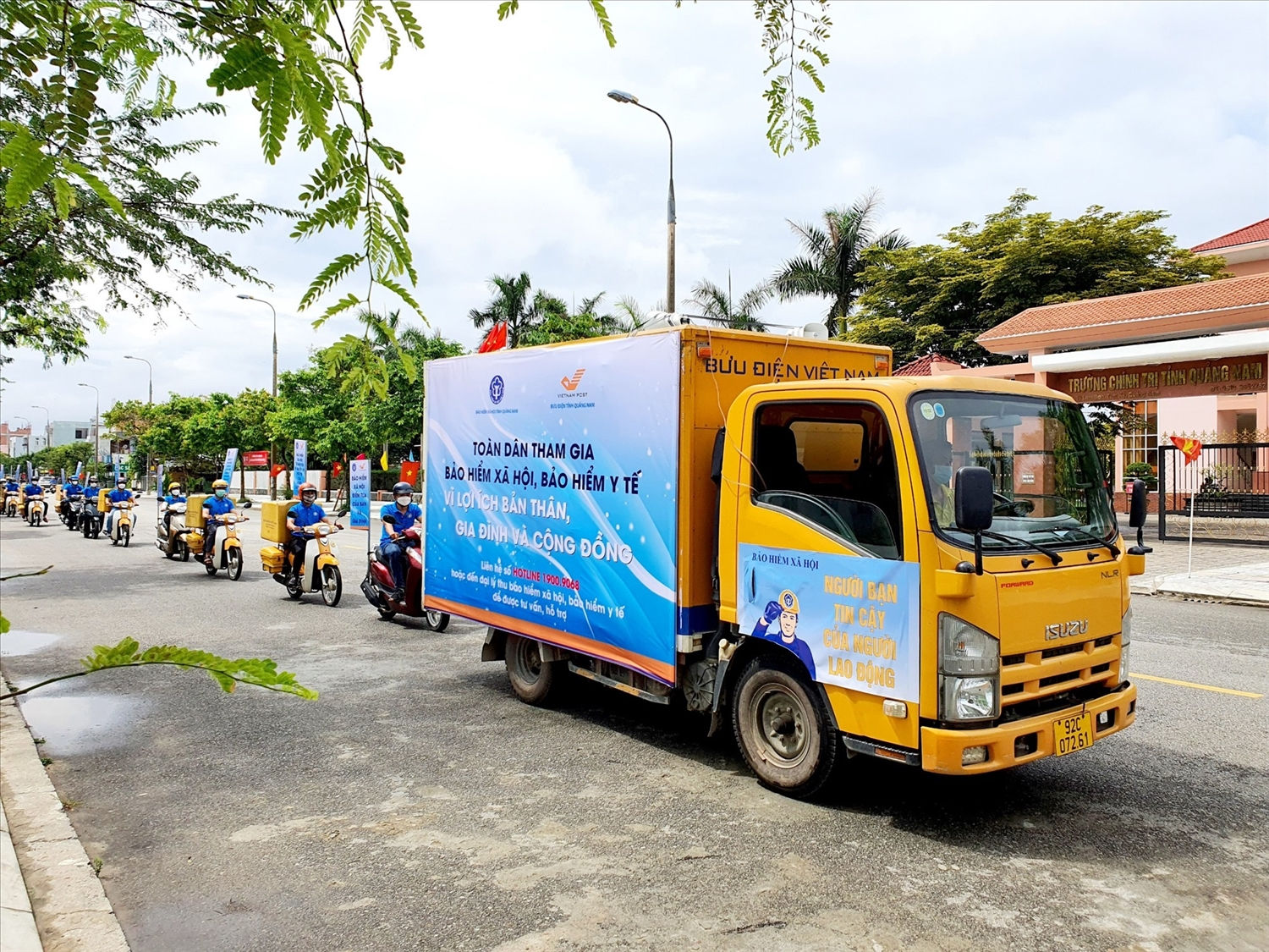 Ra quân vận động, tuyên truyền người dân tham gia BHXH tự nguyện tại Quảng Nam