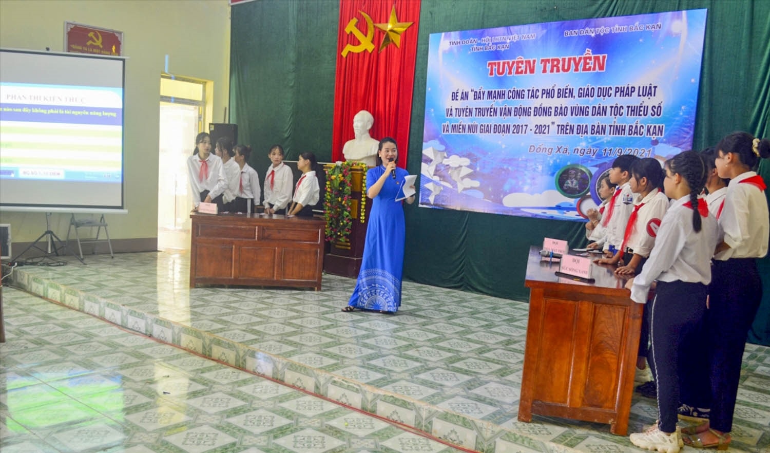 Các địa phương đã từng bước xây dựng được các mô hình PBGDPL và tuyên truyền, vận động hiệu quả, phù hợp với nhu cầu, đặc điểm, tập quán, văn hóa truyền thống của đồng bào các DTTS Các địa phương đã từng bước xây dựng được các mô hình PBGDPL và tuyên truyền, vận động hiệu quả, phù hợp với nhu cầu, đặc điểm, tập quán, văn hóa truyền thống của đồng bào các DTTS