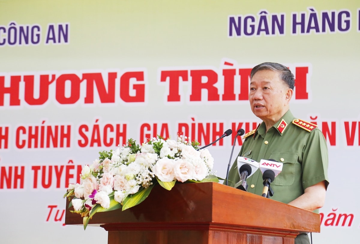 Bộ trưởng Bộ Công an Tô Lâm phát biểu tại buổi lễ