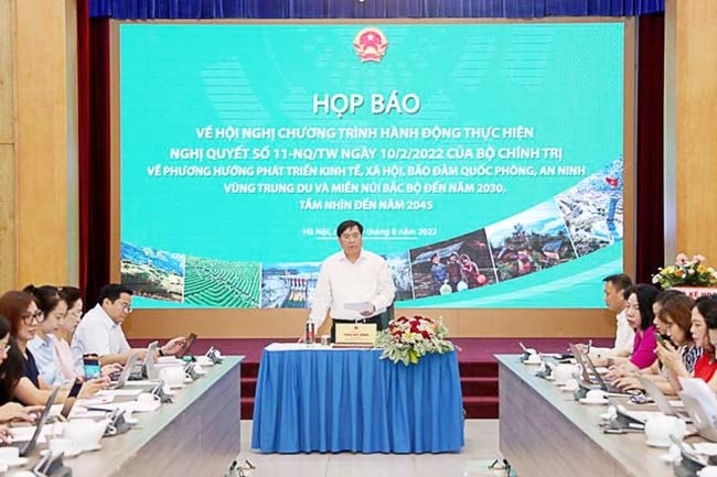 Thứ trưởng Trần Duy Đông chủ trì họp báo