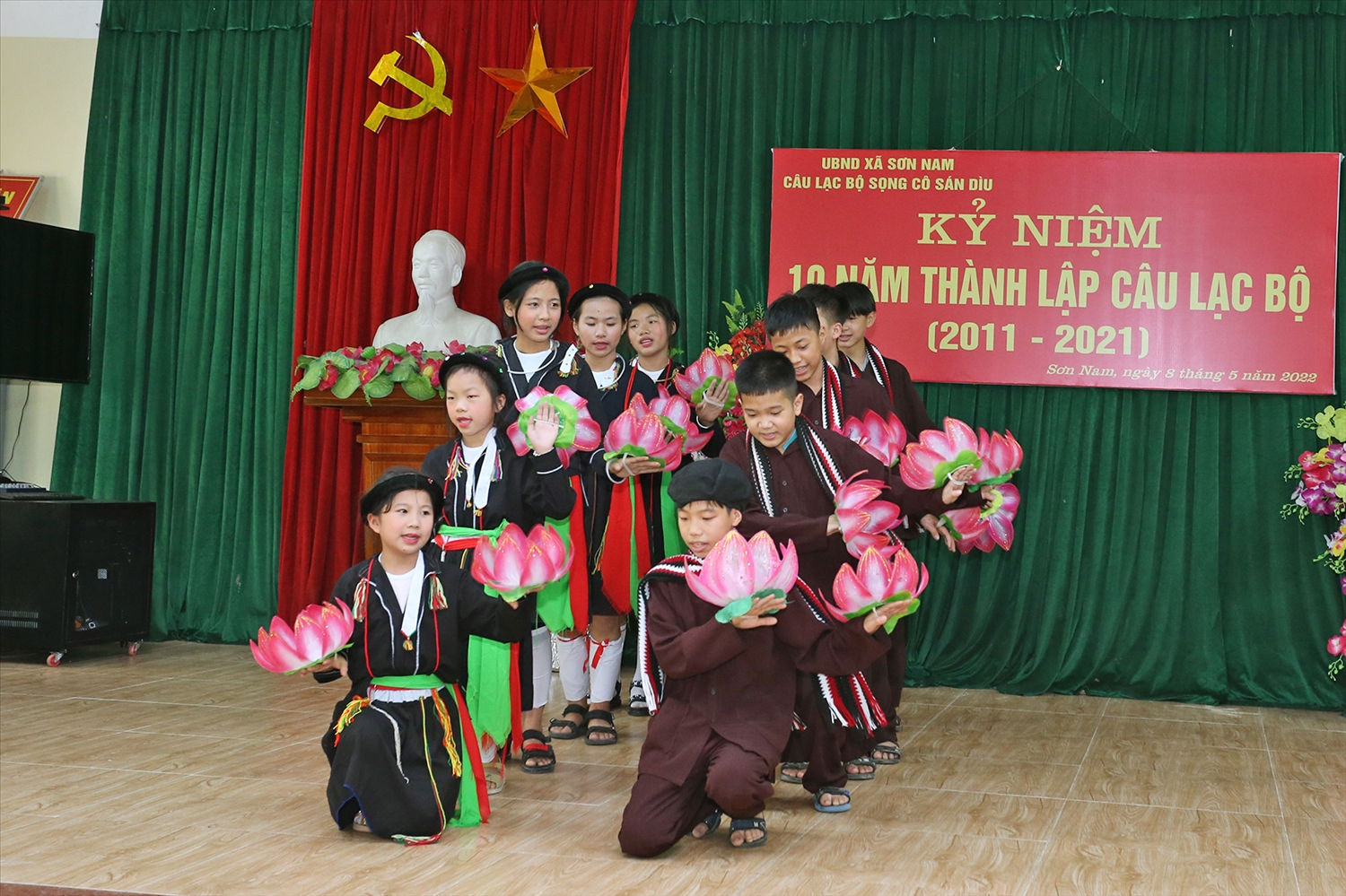 Cần nâng cao tình yêu, lòng tự tôn văn hóa dân tộc, đặc biệt là làn điệu Soọng cô cho thế hệ trẻ (Ảnh Thái Sinh Trần)