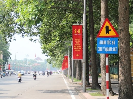 Trên tuyến phố Hùng Vương Trên tuyến phố Hùng Vương