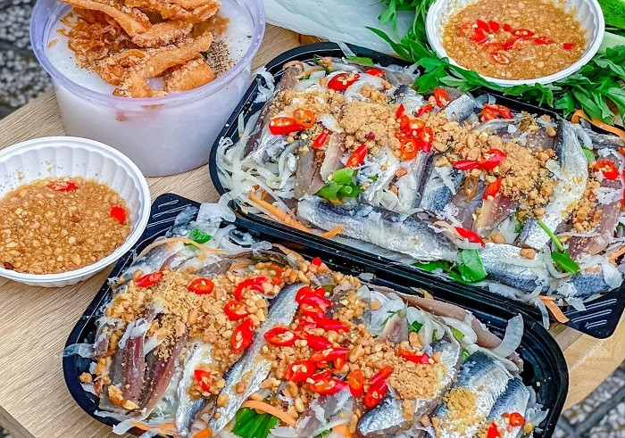 Gỏi cá trích Phú Quốc (Kiên Giang)