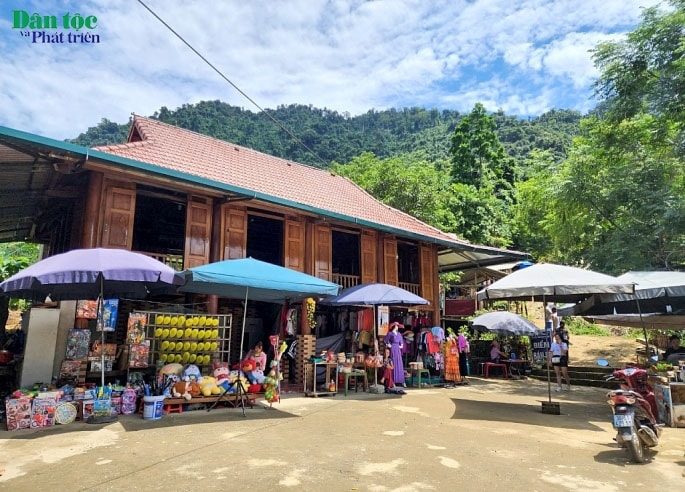 Hiện nay, tại thôn Đăng Thượng đã có hơn 10 hộ đăng ký làm du lịch cộng đồng