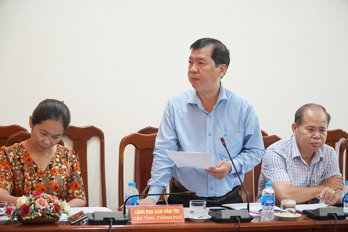 Ông Lê Trung Kiên - Trưởng Ban Dân tộc TP. Cần Thơ phát biểu tại Hội nghị 