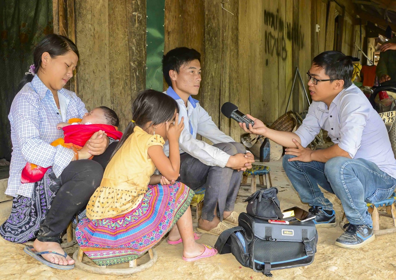 Bỏ chứng chỉ ngoại ngữ, tin học với phóng viên, biên tập viên từ 10/10/2022. Ảnh minh họa