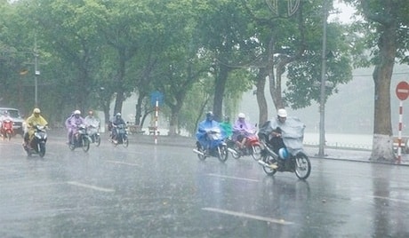 Bắc Bộ mưa to cục bộ vào chiều tối, đề phòng có lốc và gió giật mạnh