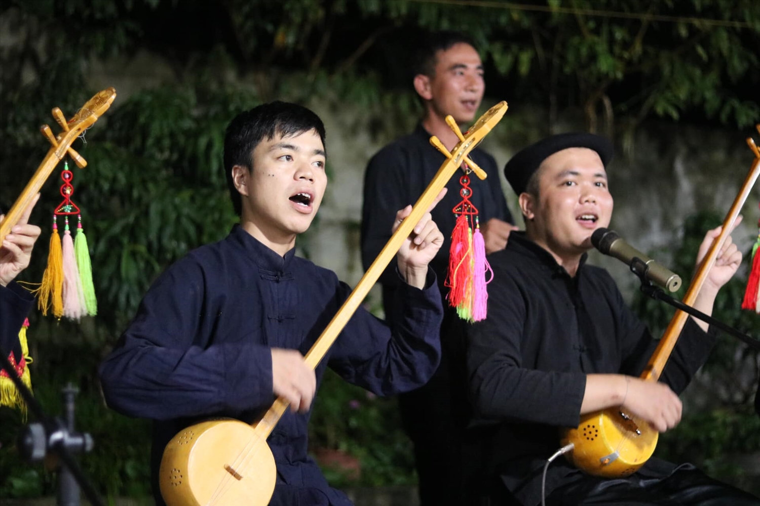 Anh Dương Doãn Quảng (bên trái) chia sẻ: 