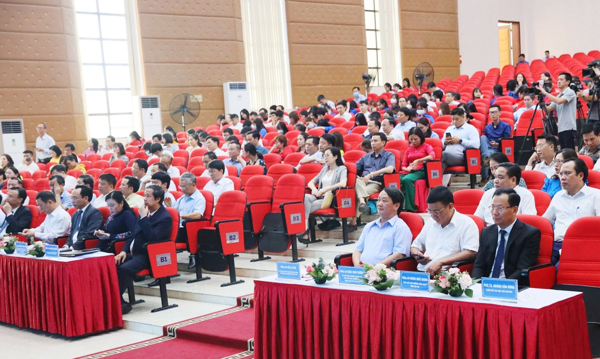 Các đại biểu tham dự Lễ Công bố Quyết định