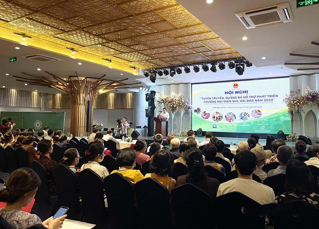 Toàn cảnh Hội nghị Toàn cảnh Hội nghị