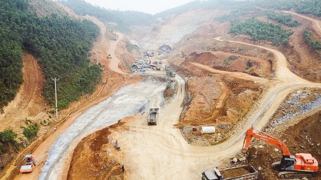 Tuyến đường kết nối Lai Châu với cao tốc Hà Nội - Lào Cai là tuyến đường bộ rất quan trọng với sự phát triển kinh tế cua tỉnh Lai Châu và tinh Lào Cai. Ảnh minh họa