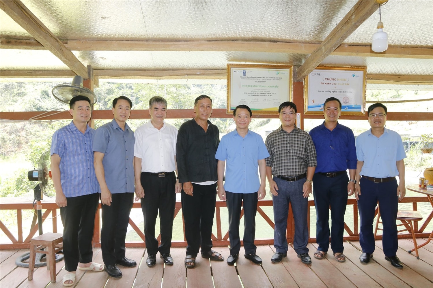 HTX Nông nghiệp và Du lịch Nà Hẩu vinh dự được Bí thư Tỉnh ủy Yên Bái Đỗ Đức Duy đến thăm động viên HTX Nông nghiệp và Du lịch Nà Hẩu vinh dự được Bí thư Tỉnh ủy Yên Bái Đỗ Đức Duy đến thăm động viên