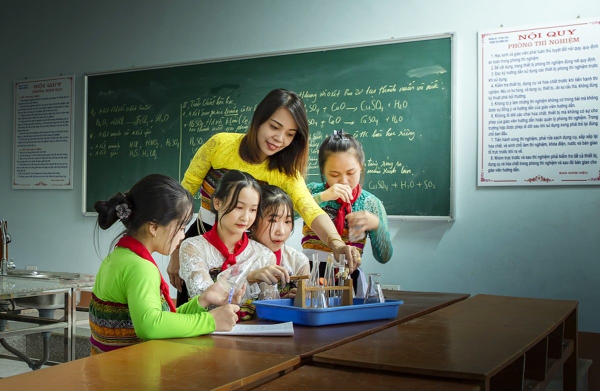 Bộ Giáo dục và Đào tạo yêu cầu các Sở Giáo dục và Đào tạo nâng cao chất lượng giáo dục vùng dân tộc thiểu số và miền núi. Ảnh minh họa