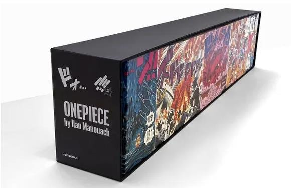 Cuốn ONEPICE dày 21.450 trang. Ảnh: jbe-books.