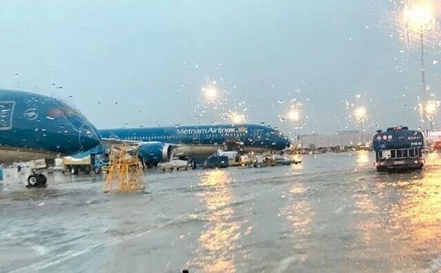 Các chuyến bay đến và đi 5 sân bay Chu Lai, Đà Nẵng, Phú Bài, Phù Cát, Pleiku trong thời gian ảnh hưởng của bão sẽ tạm ngừng Các chuyến bay đến và đi 5 sân bay Chu Lai, Đà Nẵng, Phú Bài, Phù Cát, Pleiku trong thời gian ảnh hưởng của bão sẽ tạm ngừng
