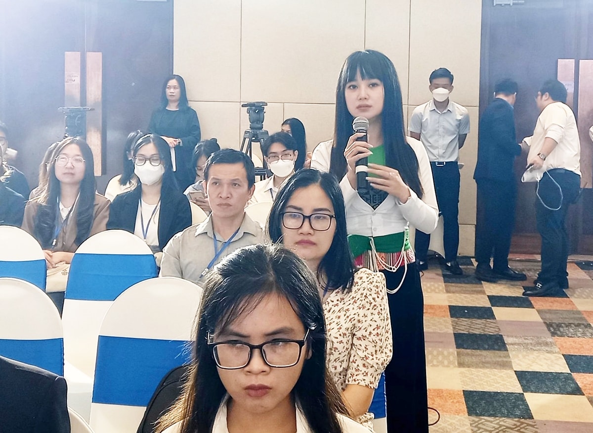 Đại biểu thanh niên phát biểu tại Diễn đàn Đại biểu thanh niên phát biểu tại Diễn đàn