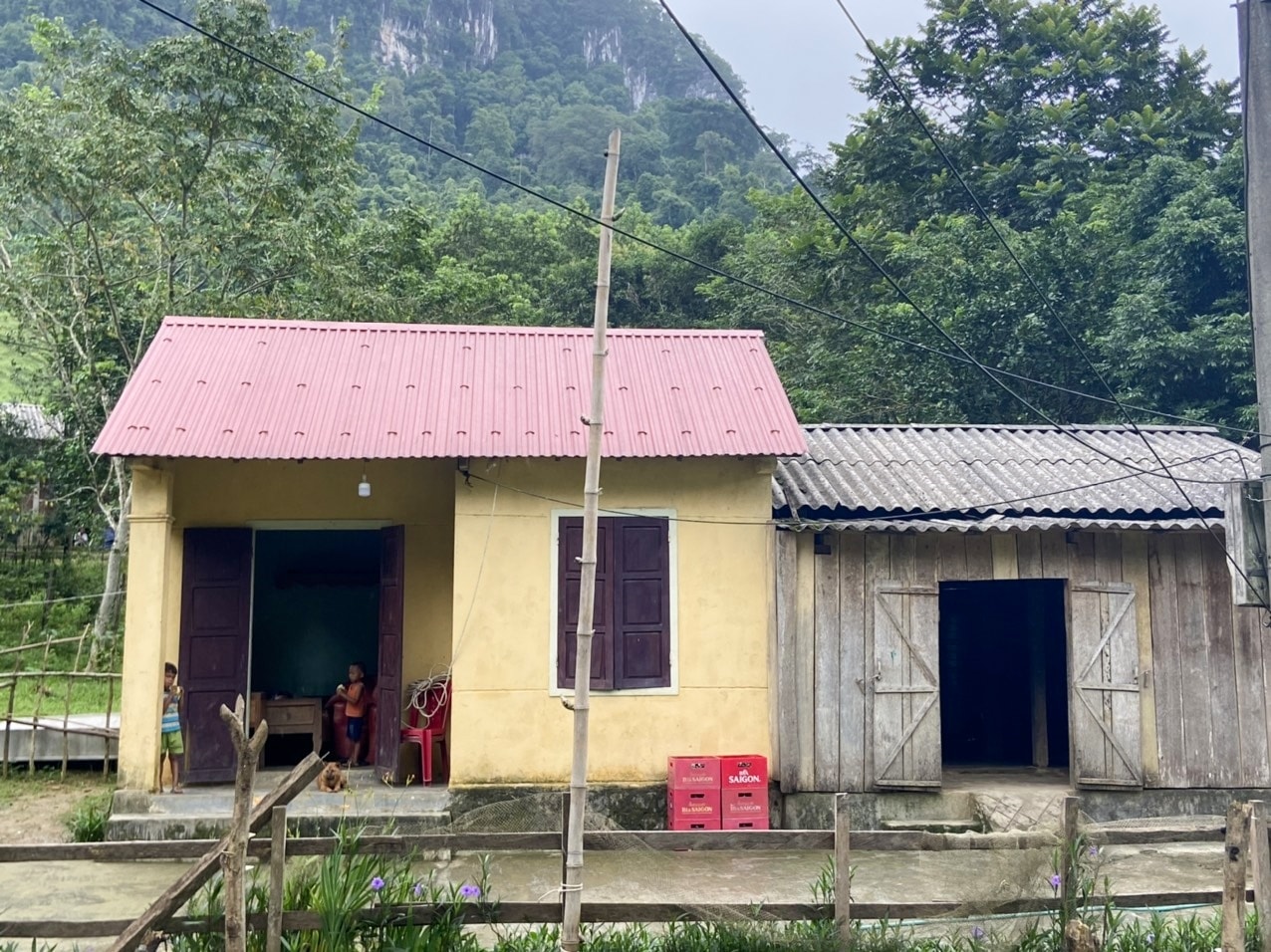 Căn nhà nhỏ gia đình em Hằng những ngày gần đây luôn đầy ắp niềm vui Căn nhà nhỏ gia đình em Hằng những ngày gần đây luôn đầy ắp niềm vui