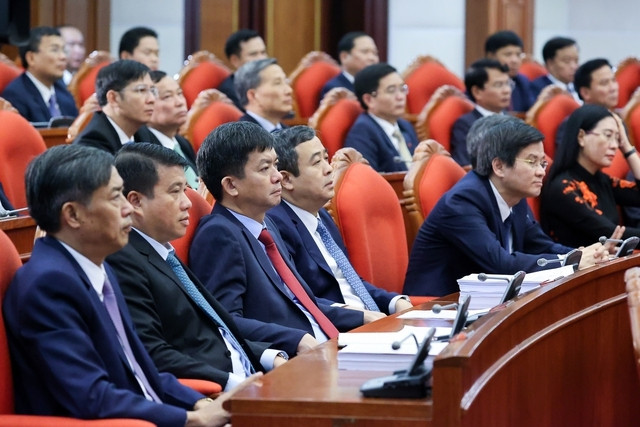 Các đại biểu dự phiên bế mạc Hội nghị Trung ương 6 - Ảnh: VGP/Nhật Bắc