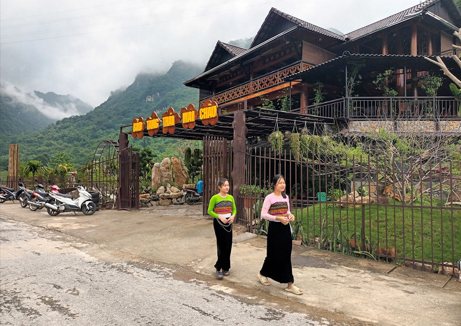 Bảo tàng Thái Mai Châu là điểm nhấn trong mô hình du lịch cộng đồng ở Bản Văn Bảo tàng Thái Mai Châu là điểm nhấn trong mô hình du lịch cộng đồng ở Bản Văn