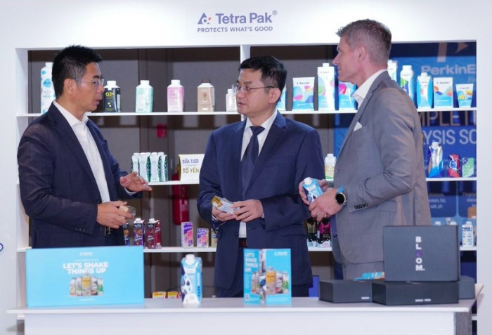 Hội nghị sữa Châu Á năm nay quy tụ nhiều doanh nghiệp hàng đầu để cùng nhau thảo luận về các vấn đề lớn của ngành và xu hương cho tương lai Hội nghị sữa Châu Á năm nay quy tụ nhiều doanh nghiệp hàng đầu để cùng nhau thảo luận về các vấn đề lớn của ngành và xu hương cho tương lai