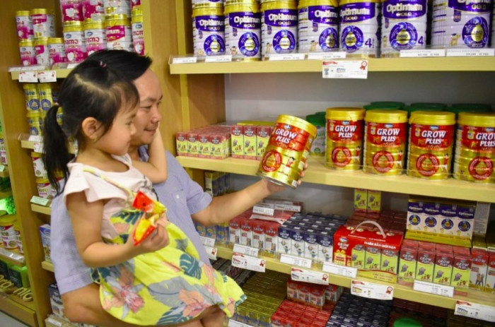 Dielac là nhãn hiệu sữa bột trẻ em được các bậc phụ huynh Việt tin dùng qua nhiều thế hệ Dielac là nhãn hiệu sữa bột trẻ em được các bậc phụ huynh Việt tin dùng qua nhiều thế hệ