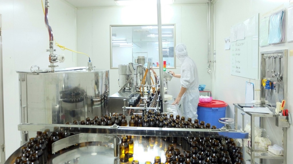 Dây chuyền sản xuất dược phẩm của Công ty Nam Dược