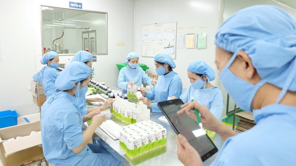 Dây chuyền đóng gói sản phẩm siro ho - cảm Ích nhi