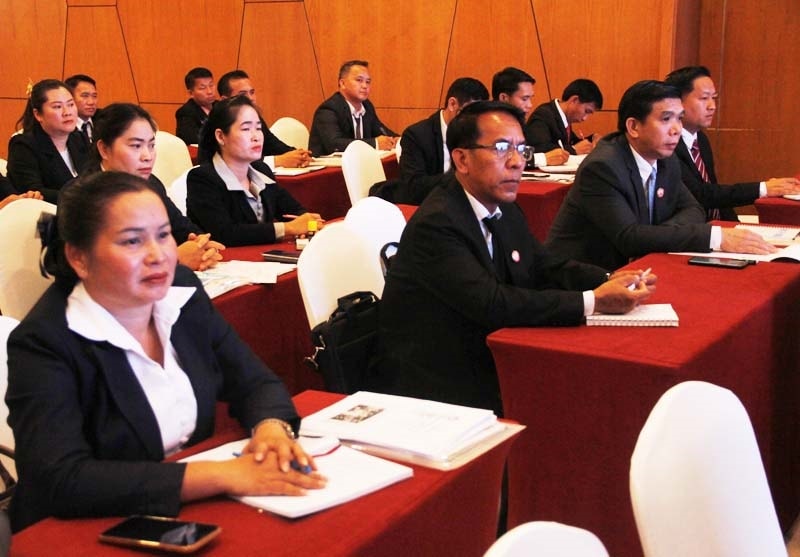 Các học viên người Lào tại lớp tập huấn