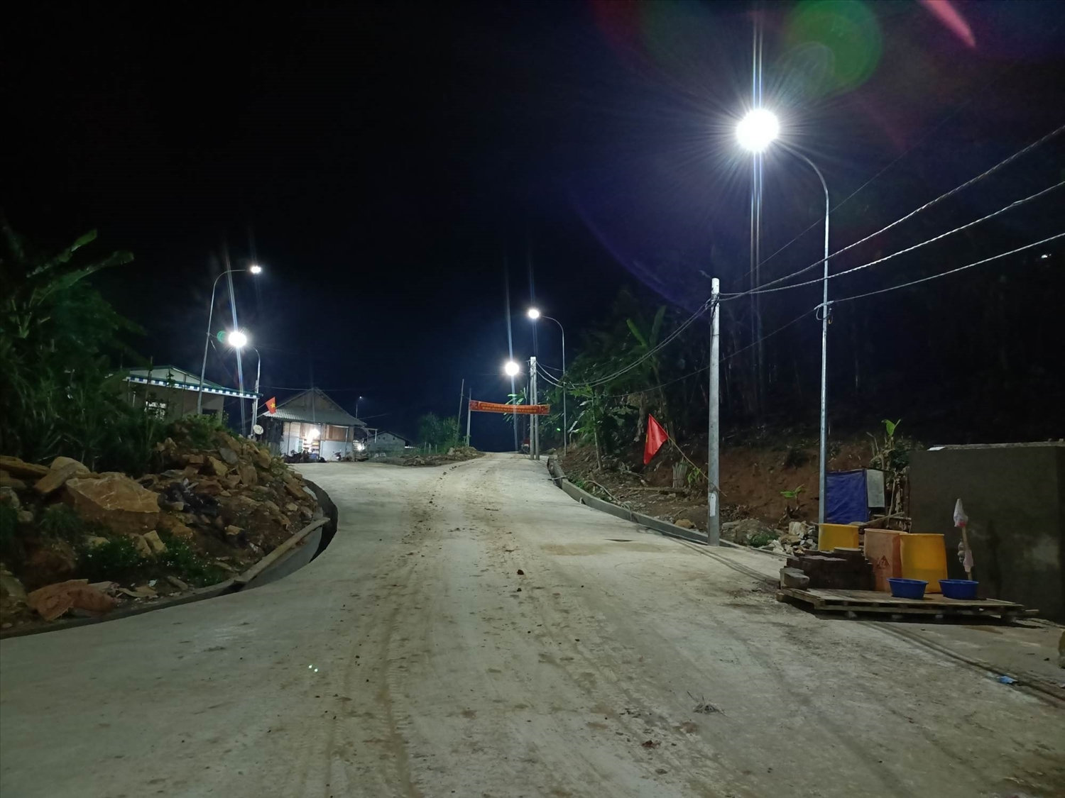 Cuộc sống yên bình về đêm của người dân tại khu tái định cư rẻo cao Thanh Hóa