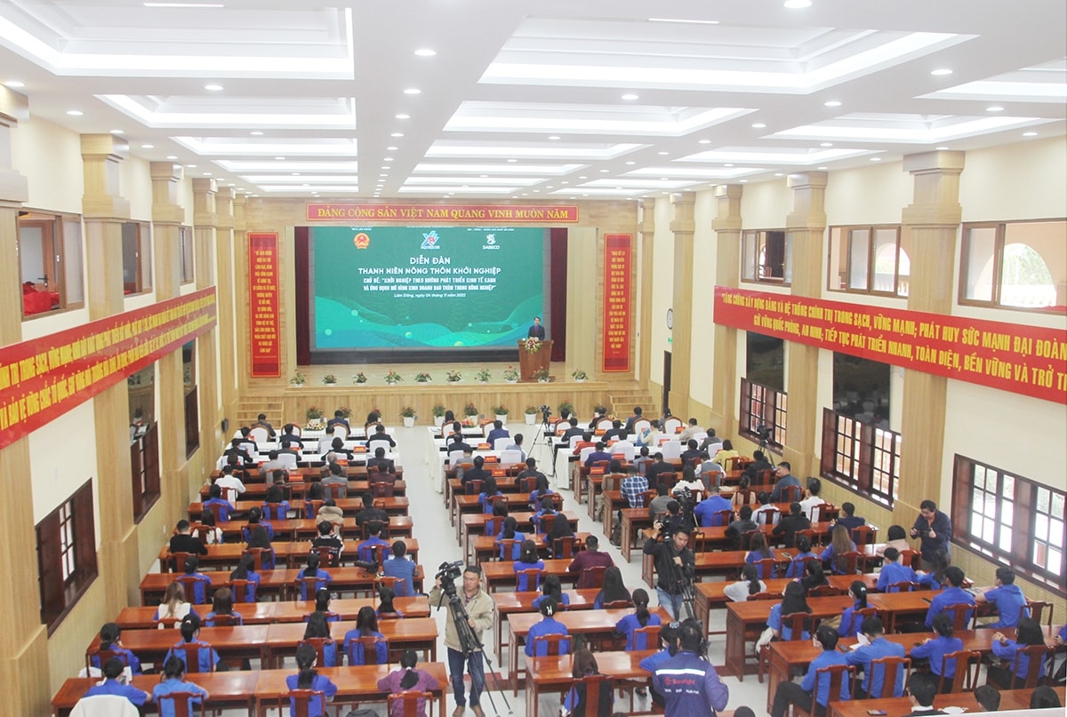 Toàn cảnh Diễn đàn