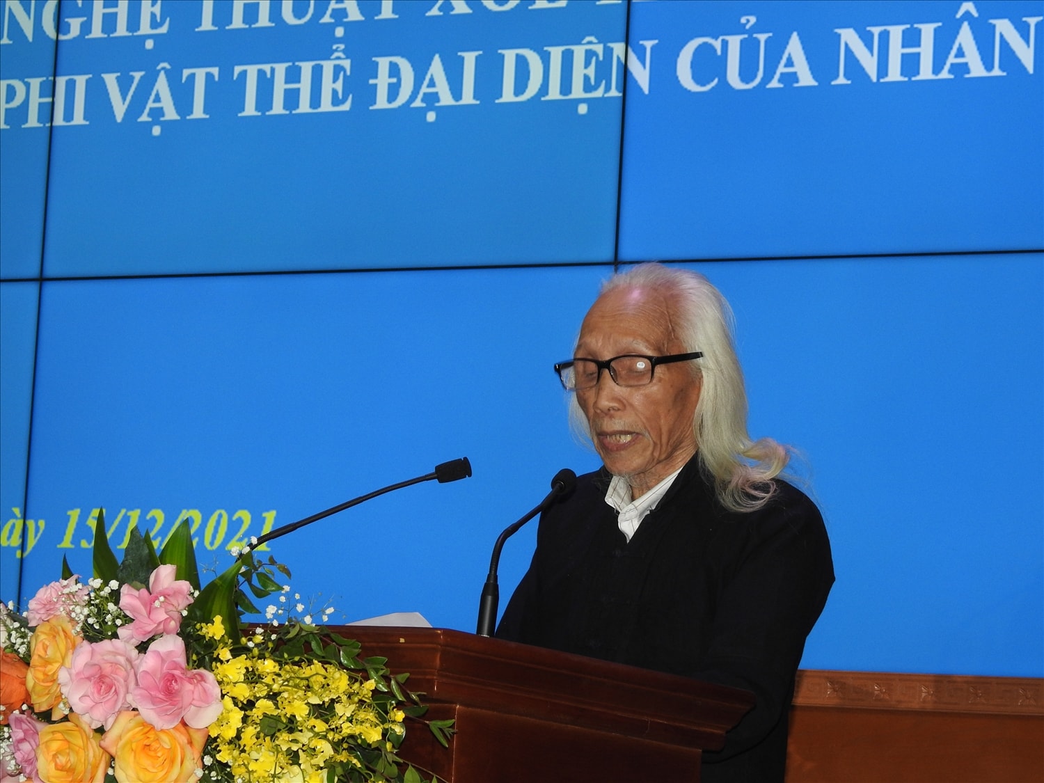 Nghệ nhân Ưu tú Lò Văn Biến phát biểu tại Lễ Ghi danh Nghệ nhân Ưu tú Lò Văn Biến phát biểu tại Lễ Ghi danh
