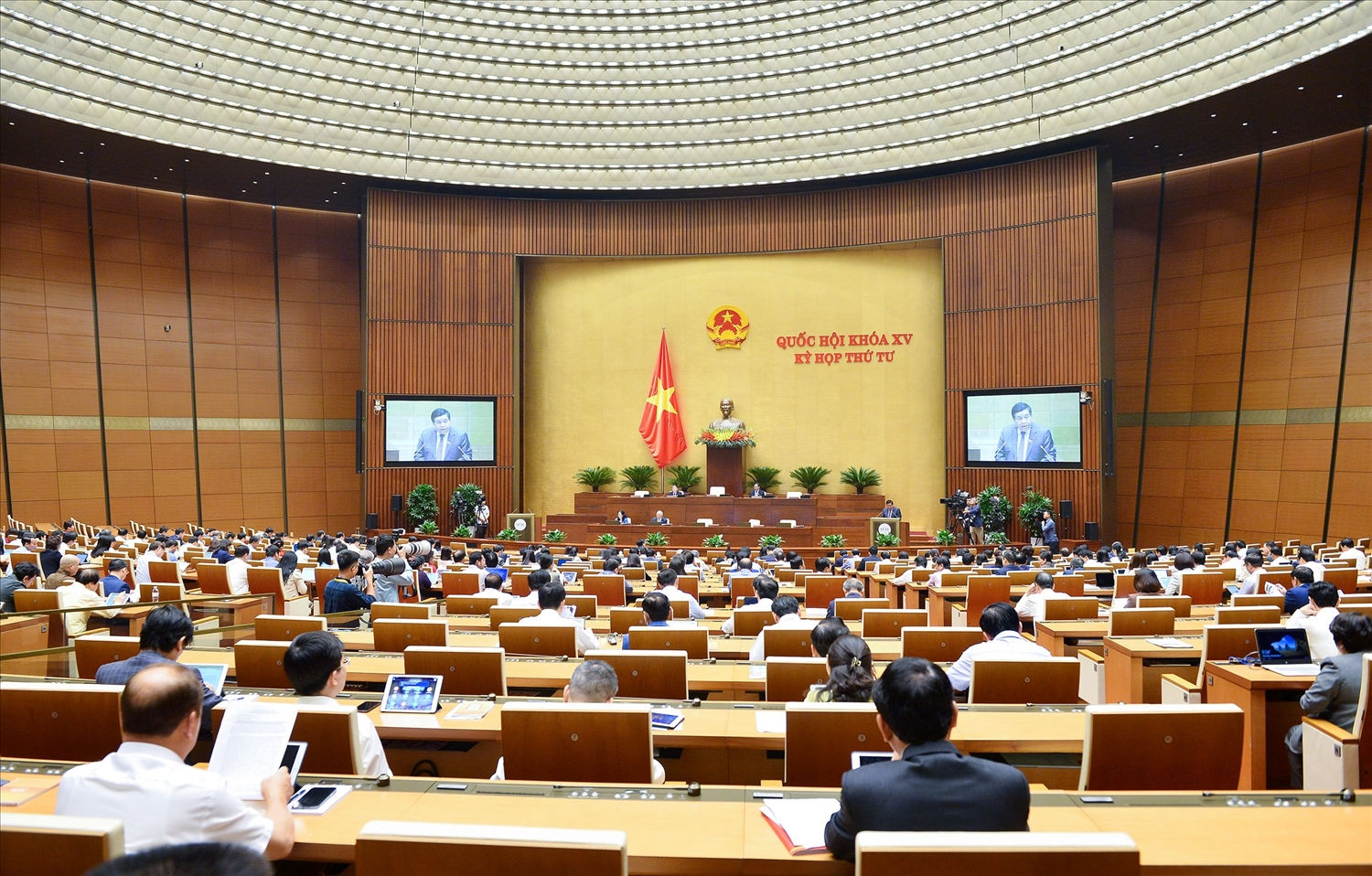 Quang cảnh phiên thảo luận