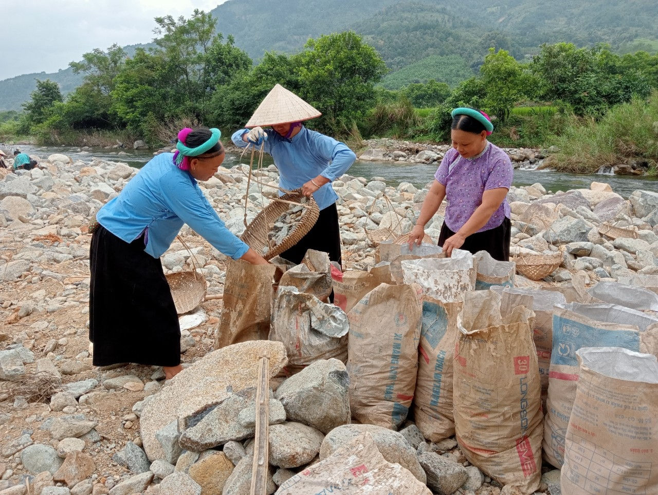 Tình người Sán Chỉ dưới chân núi Cao Ly 