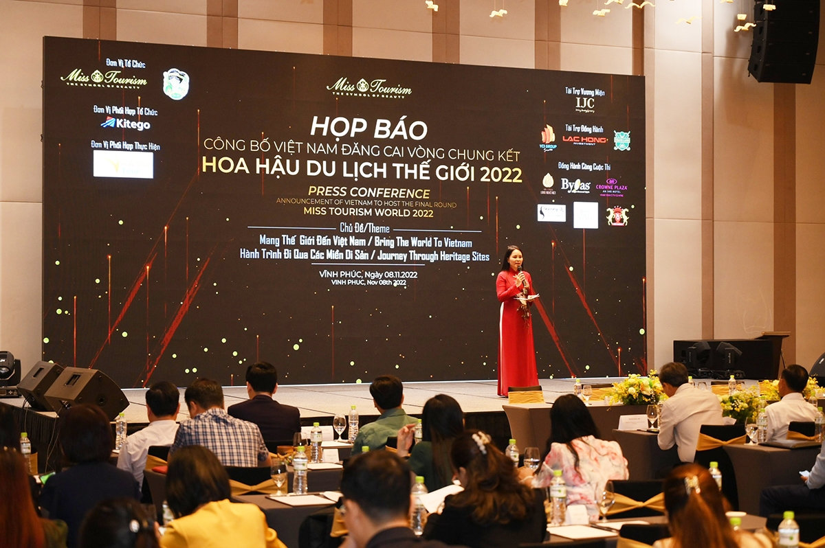 Quang cảnh buổi họp báo