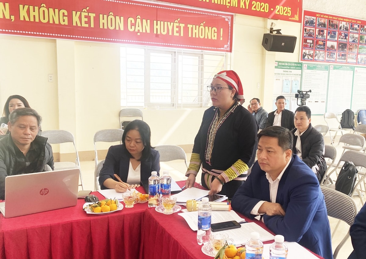 Đại biểu phát biểu tại buổi làm việc Đại biểu phát biểu tại buổi làm việc