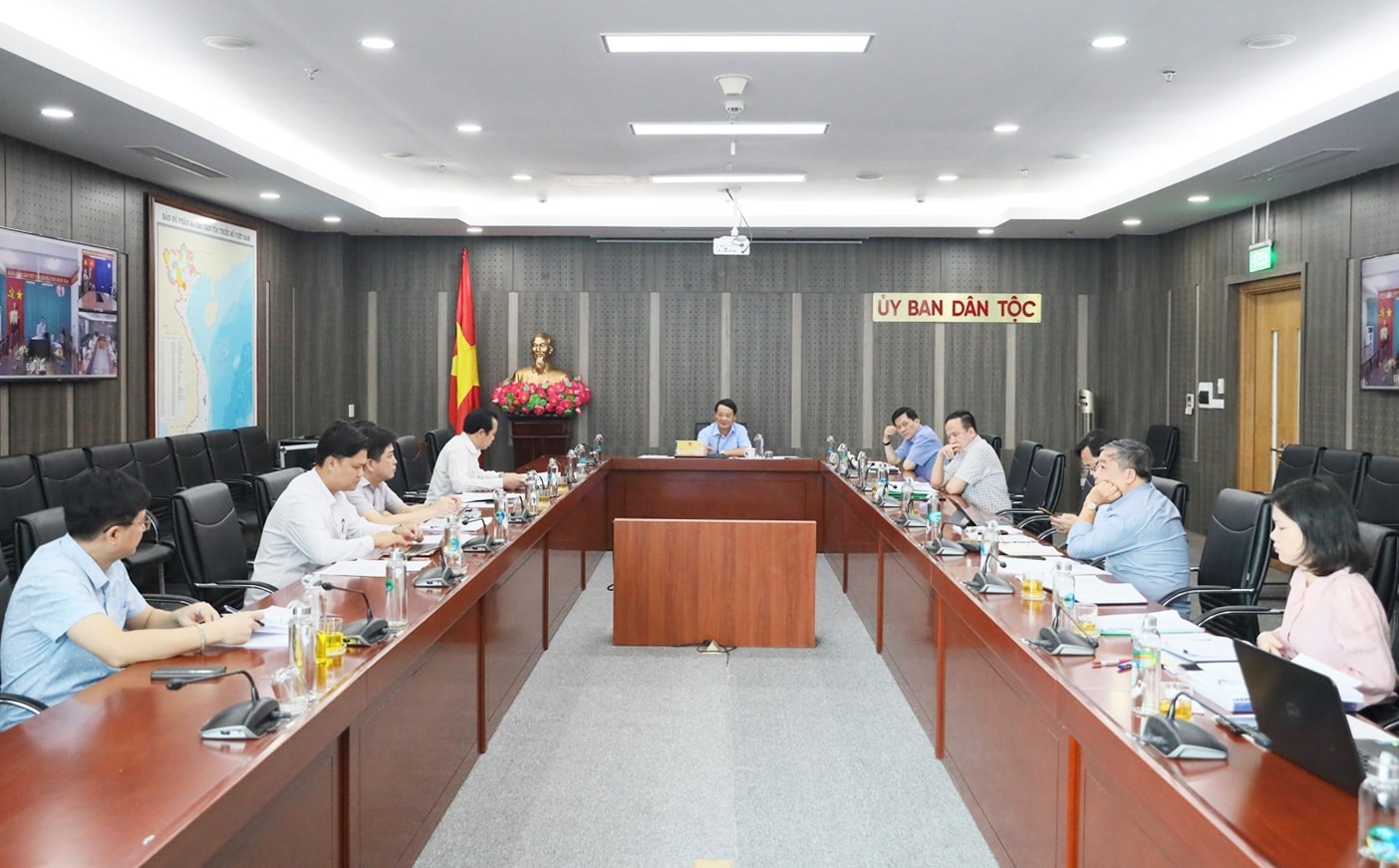 Quang cảnh phiên họp Quang cảnh phiên họp