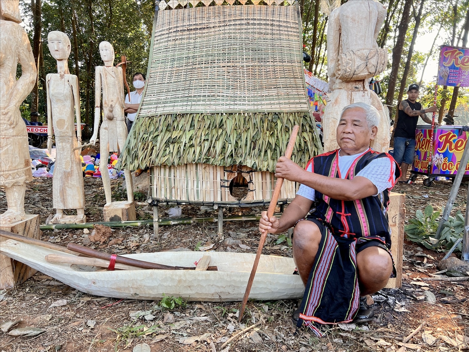 Già làng, Người có uy tín Ksor Cân được ví như điểm tựa dân làng Dăng vùng biên giới 