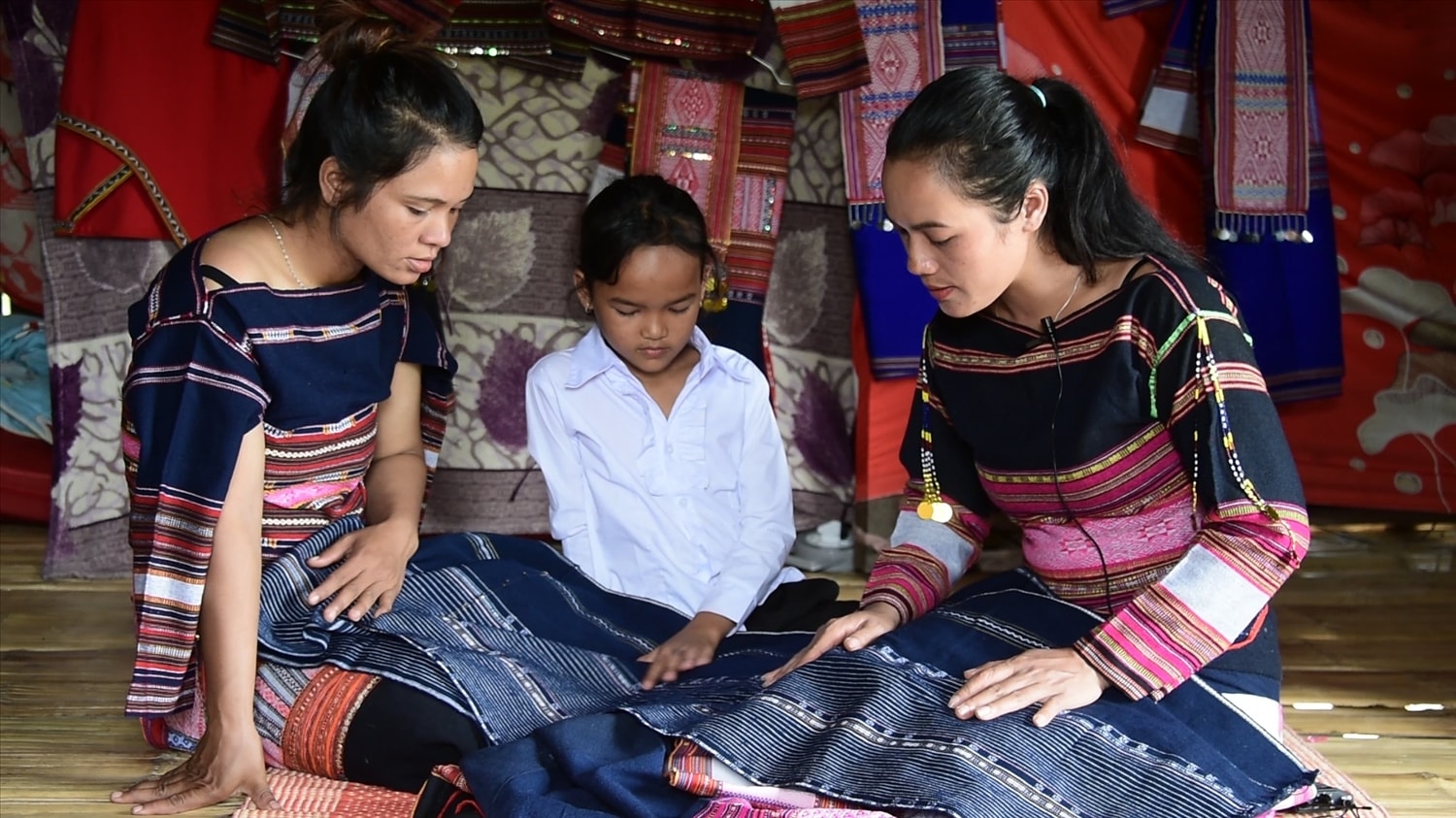 Người dân tộc Ba Na coi văn hóa truyền thống dân tộc chính là điều quý báu nhất mà họ có được và muốn gìn giữ đến tận mai sau