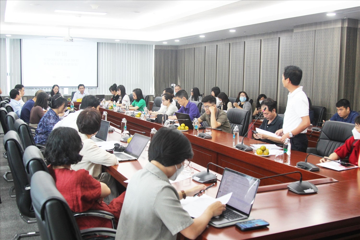 Quang cảnh Họp báo