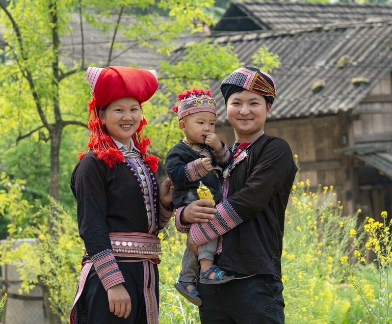 Xây dựng gia đình ấm no, hạnh phúc, tiến bộ, văn minh từ việc tạo điều kiện, cơ hội để phụ nữ và nam giới tham gia, thụ hưởng bình đẳng trong các lĩnh vực của đời sống xã hội. (Ảnh minh họa