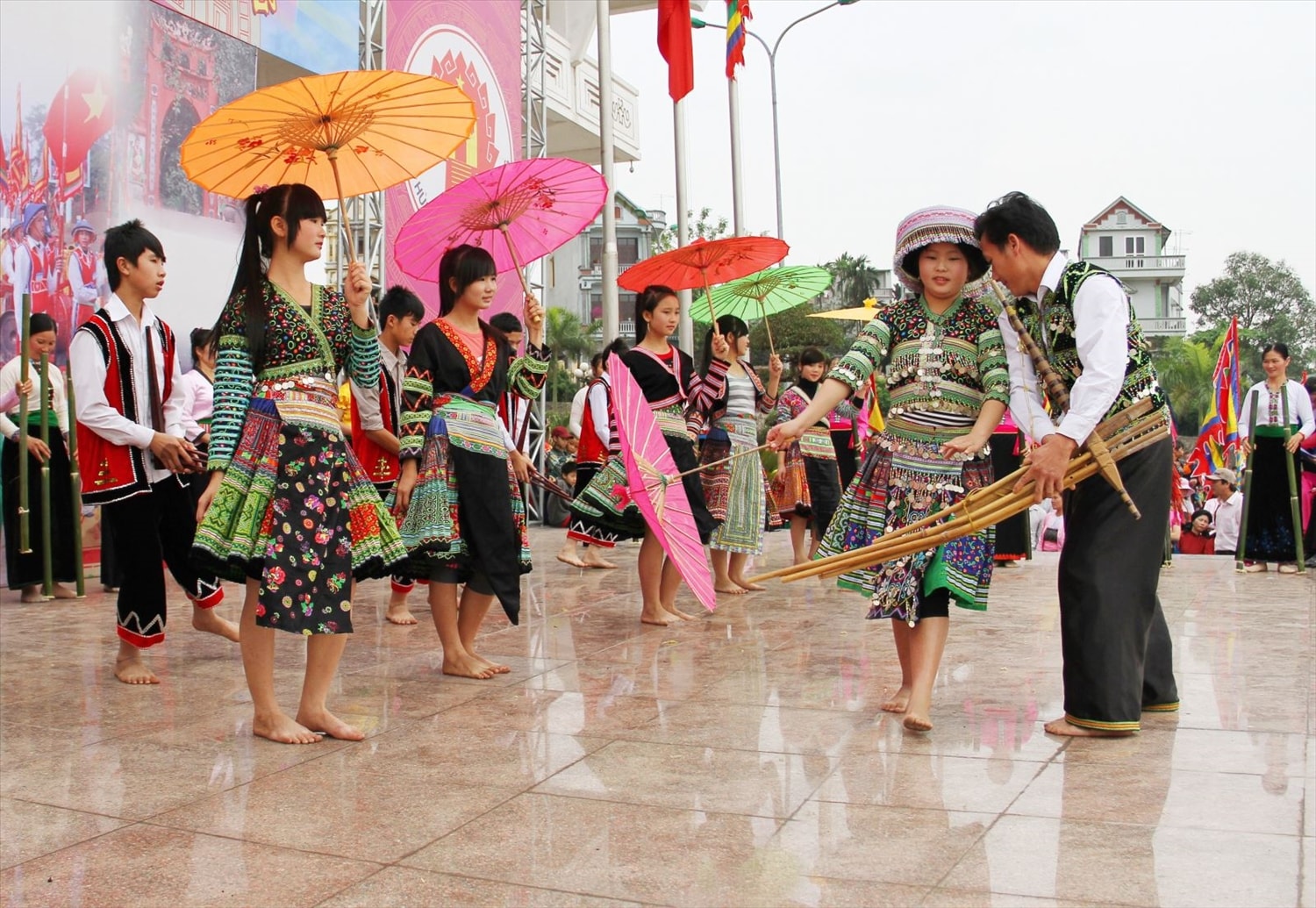 Trong bối cảnh hiện nay, nhiều giá trị gia đình đã và đang biến đổi, làm phong phú hơn đời sống của gia đình, lan tỏa hơn các giá trị sống trong thời kỳ hiện đại. (Ảnh minh họa)