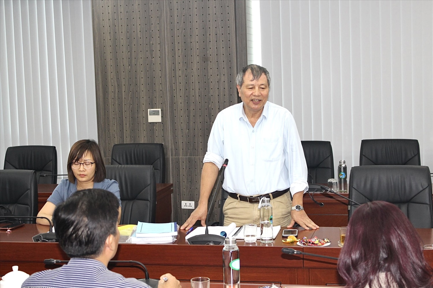 Gs.Ts. Đặng Văn Minh - Chủ nhiệm đề tài trình bày tóm tắt kết quả nghiên cứu của đề tài