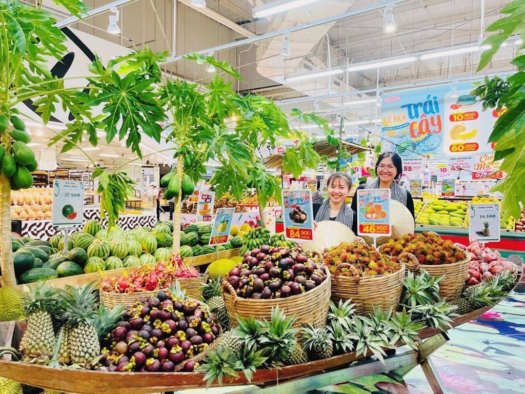 Tiêu thụ nông sản qua thương mại điện tử. (Ảnh MH) Tiêu thụ nông sản qua thương mại điện tử. (Ảnh MH)