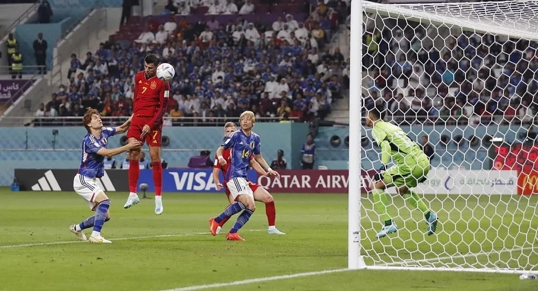 Pha làm bàn mở tỷ số của Morata chưa đủ để giúp Tây Ban Nha thắng Nhật Bản. Ảnh: AP & Marca Pha làm bàn mở tỷ số của Morata chưa đủ để giúp Tây Ban Nha thắng Nhật Bản. Ảnh: AP & Marca
