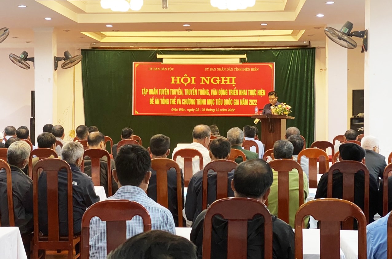 Ông Ngô Quang Hải - Phó Vụ trưởng Vụ Tuyên truyền báo cáo trước Hội nghị Ông Ngô Quang Hải - Phó Vụ trưởng Vụ Tuyên truyền báo cáo trước Hội nghị