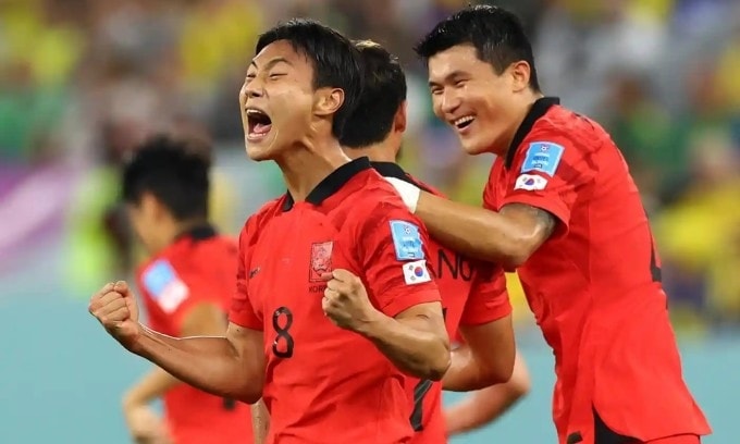 Siêu phẩm vô-lê của Paik Seung-ho là dấu ấn cuối cùng Hàn Quốc tạo ra tại World Cup 2022. Ảnh: Reuters Siêu phẩm vô-lê của Paik Seung-ho là dấu ấn cuối cùng Hàn Quốc tạo ra tại World Cup 2022. Ảnh: Reuters