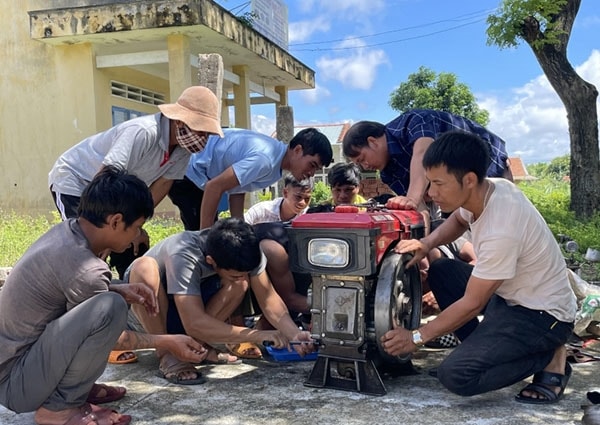 Người lao động đồng bào DTTS được đào tạo nghề, giải quyết việc làm ở Gia Lai Người lao động đồng bào DTTS được đào tạo nghề, giải quyết việc làm ở Gia Lai
