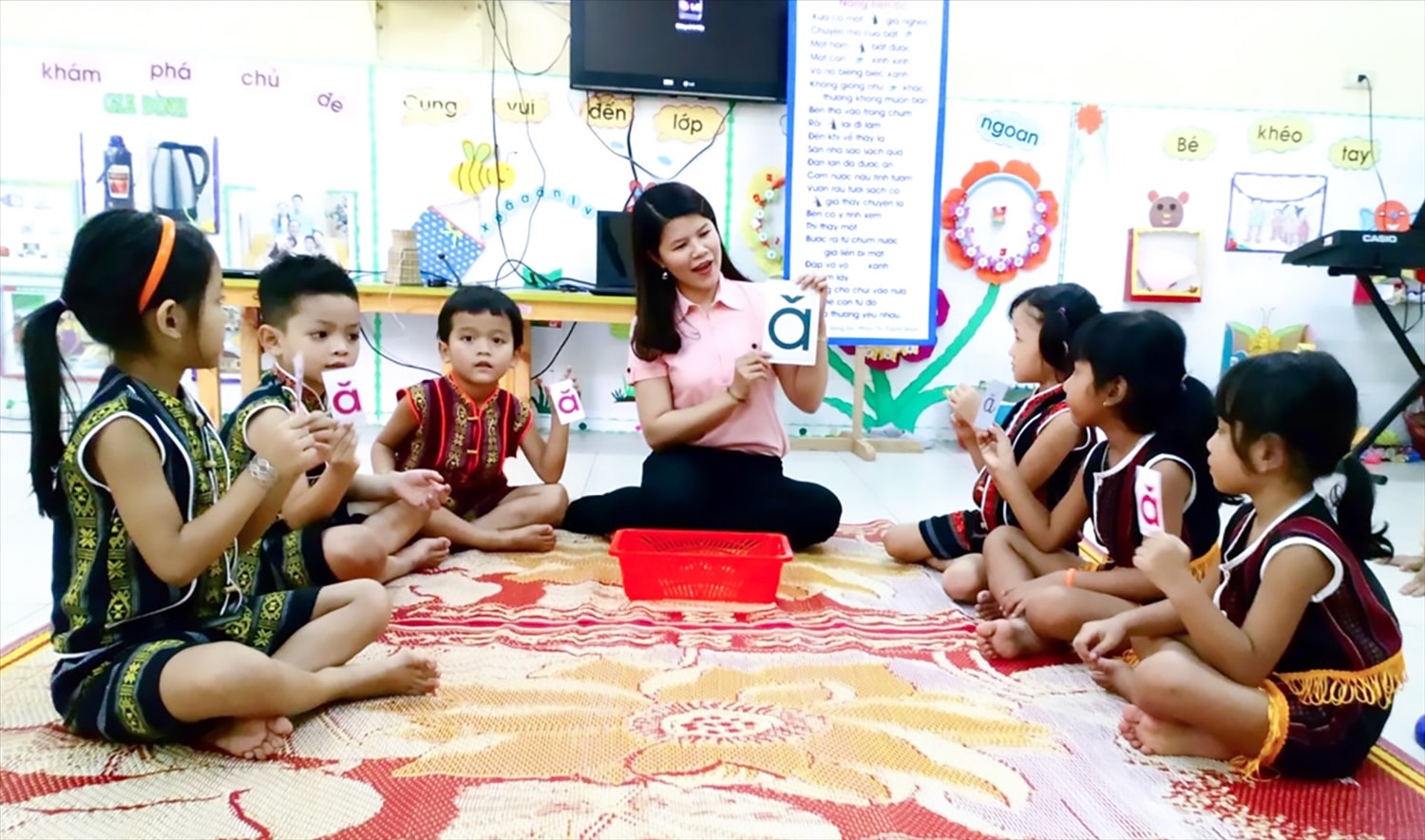 (Chuyên đề Thông tin đối ngoại) Gìn giữ tiếng Việt trong cộng đồng người Việt Nam ở nước ngoài