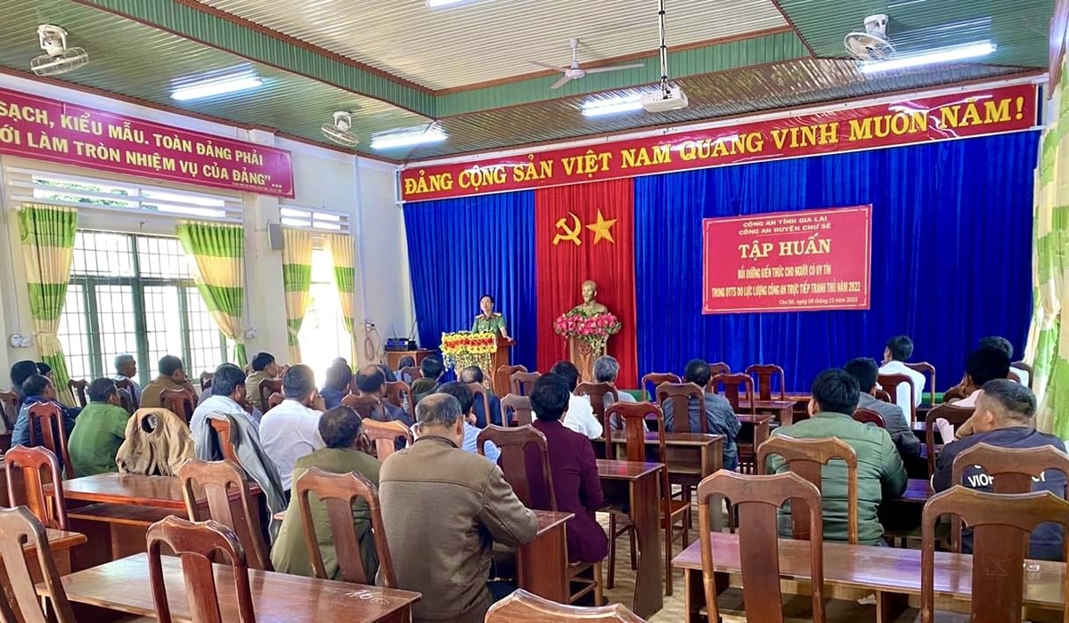 Quang cảnh buổi tập huấn